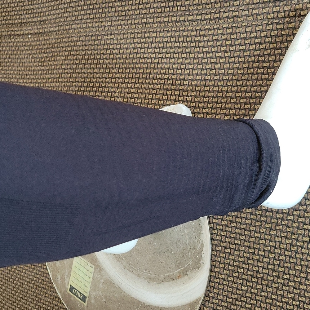 Athleta Seamless Training Compression Tights - image 7